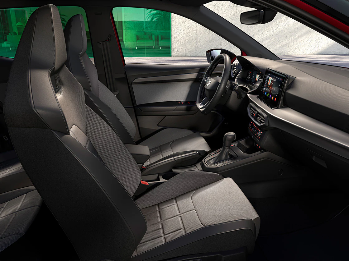 seat-arona-interior-naunce-black-bucket-seats-fr.webp