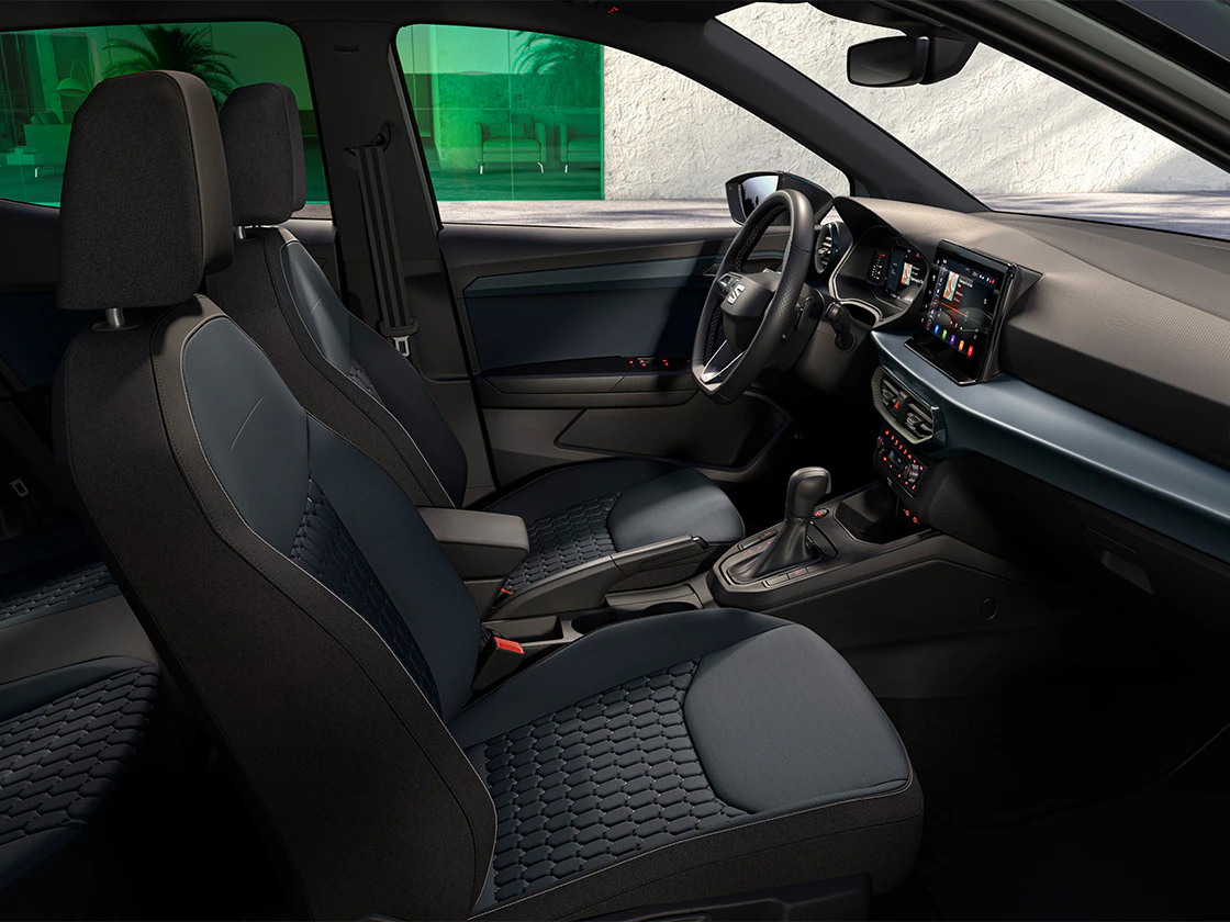 seat-arona-aurora-standard-seats.webp
